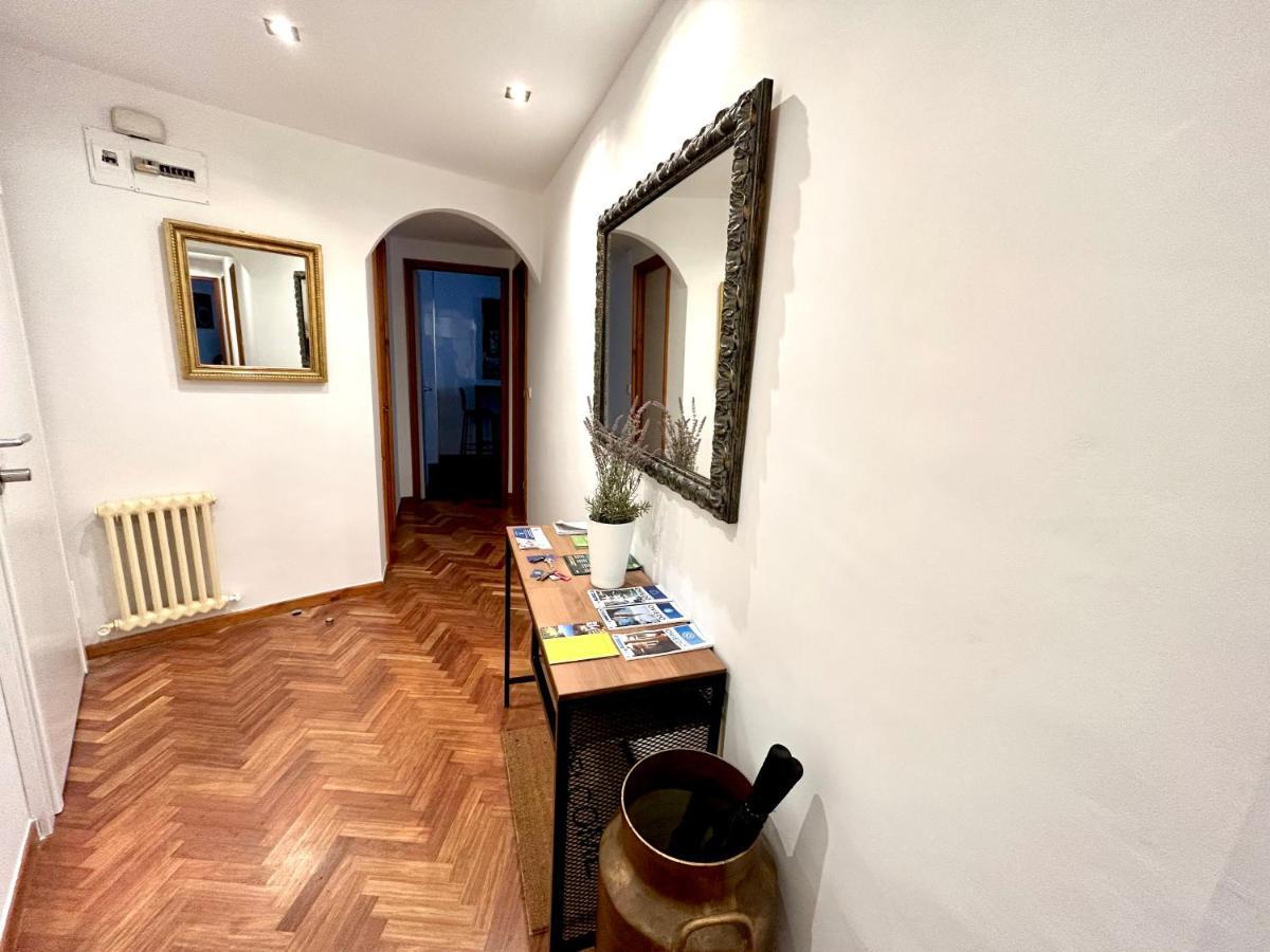 Piso En El Centro Hasta 8 Pax Con Garaje, Gimnasio, Ludoteca Y Salas De Reuniones Oviedo